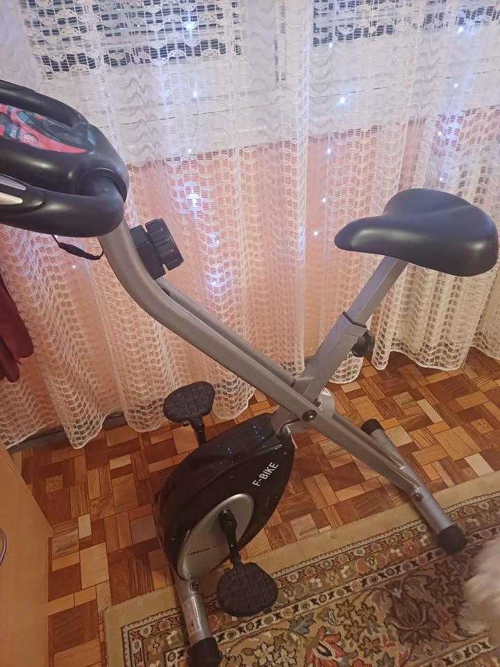 Stacionarny bicykel - 2