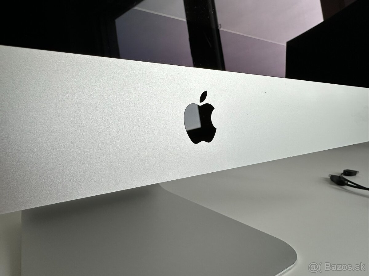 Apple iMac 27” Retina 5k 2017 / i7 / 24GB RAM / Radeon - 2