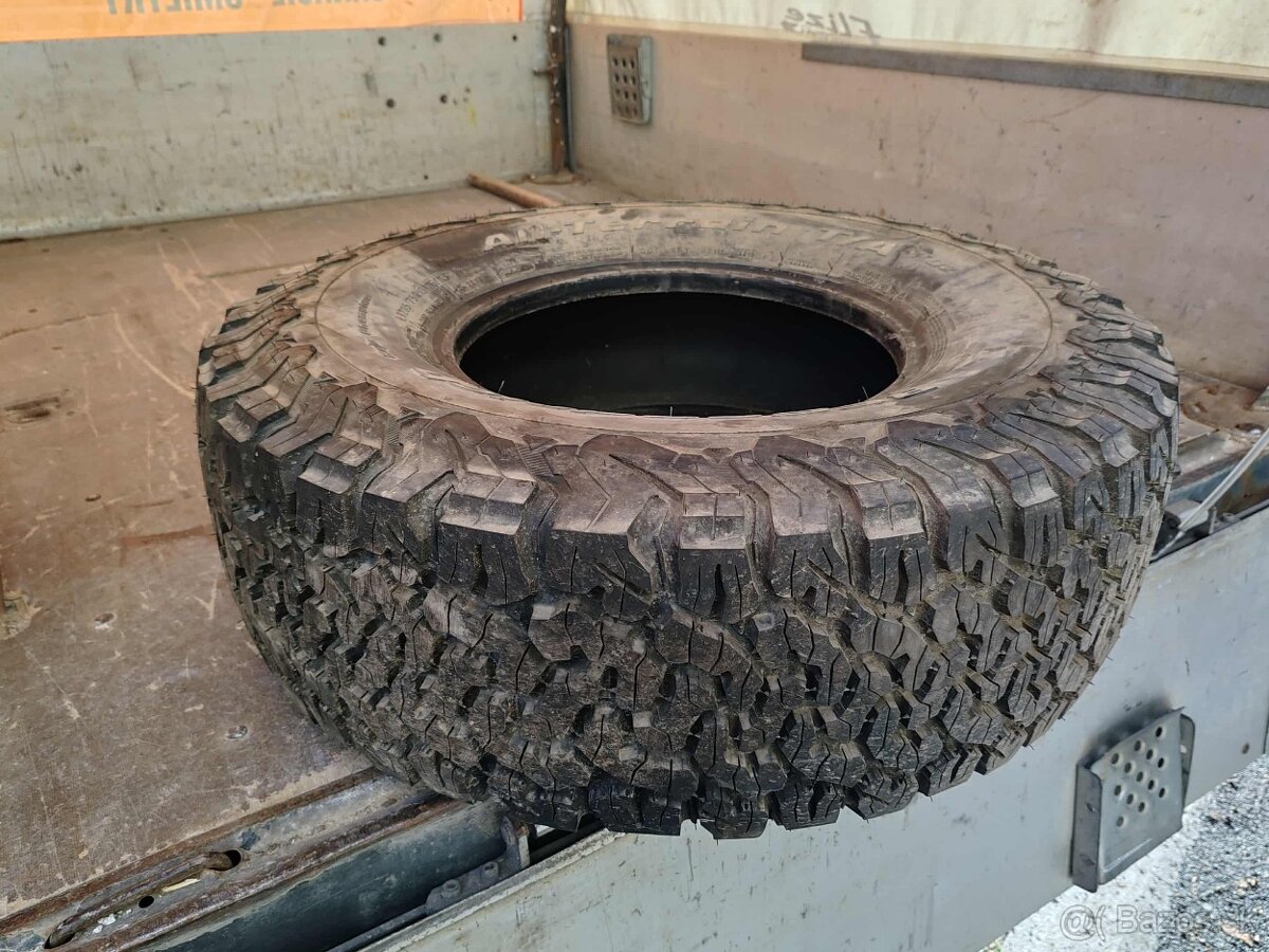 BFGoodrich All Terrain T/A KO2 285/75 R16 - 2