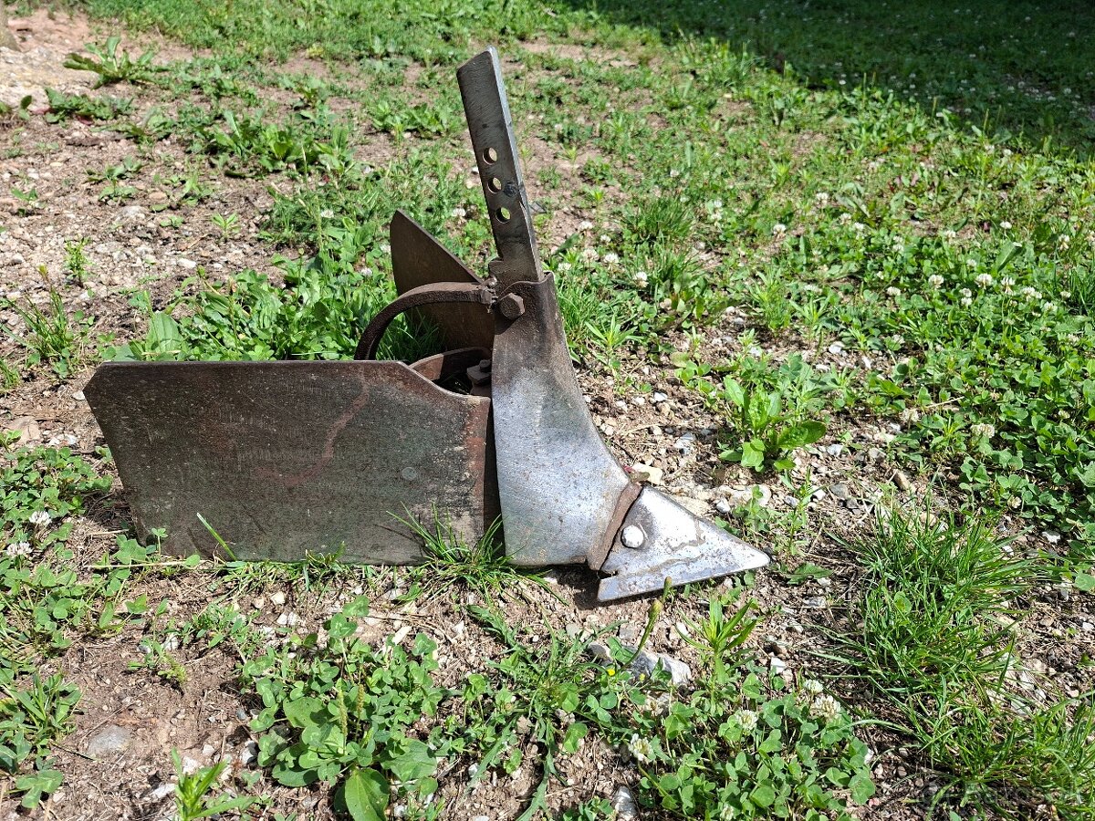 Predám poľnohospodárske stroje - 2