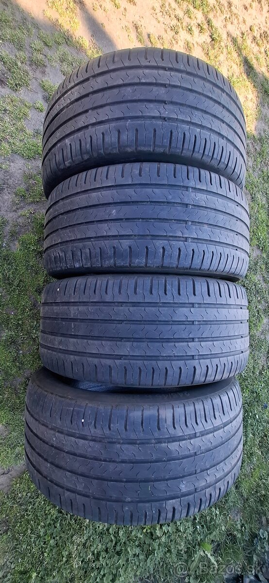 245 /45 R18 letné continental - 2