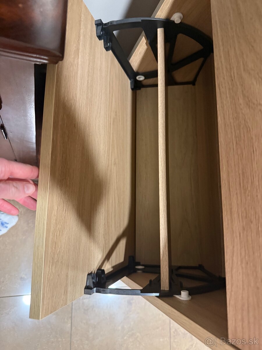 Stojan na topánky IKEA. - 2