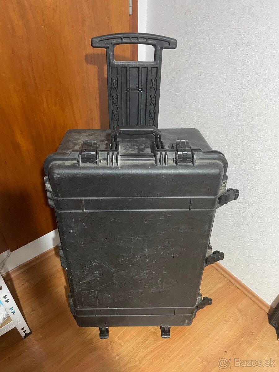 Pelican case - ochranné transportné púzdro. - 2