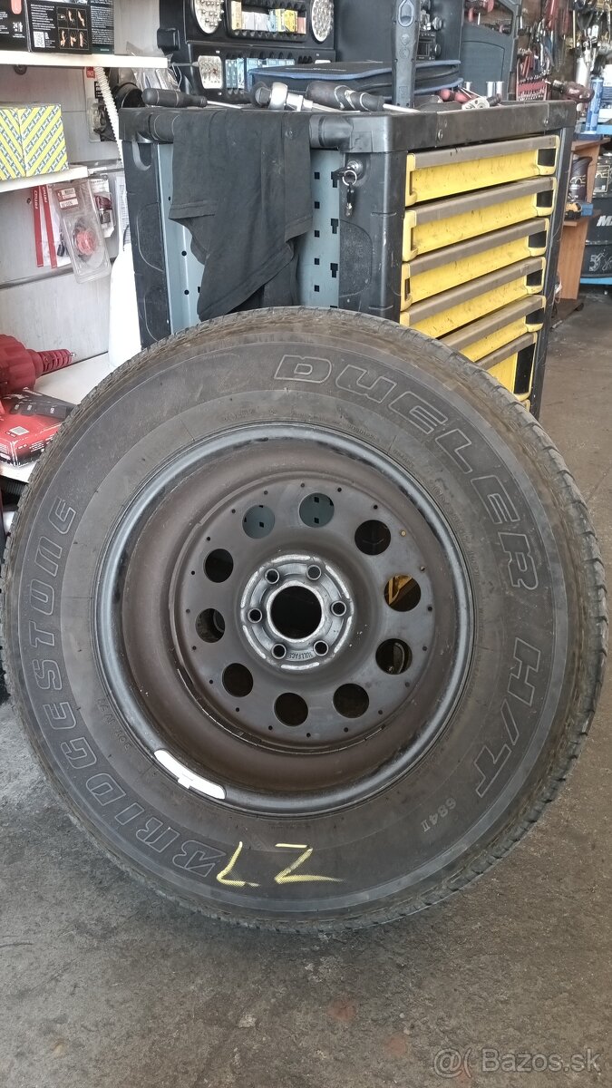 Nissan Pathfinder Navara - 2