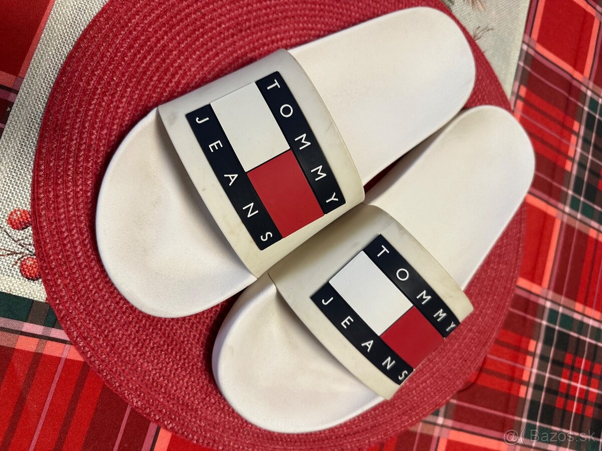 Šľapky Tommy Jeans - orig - 2