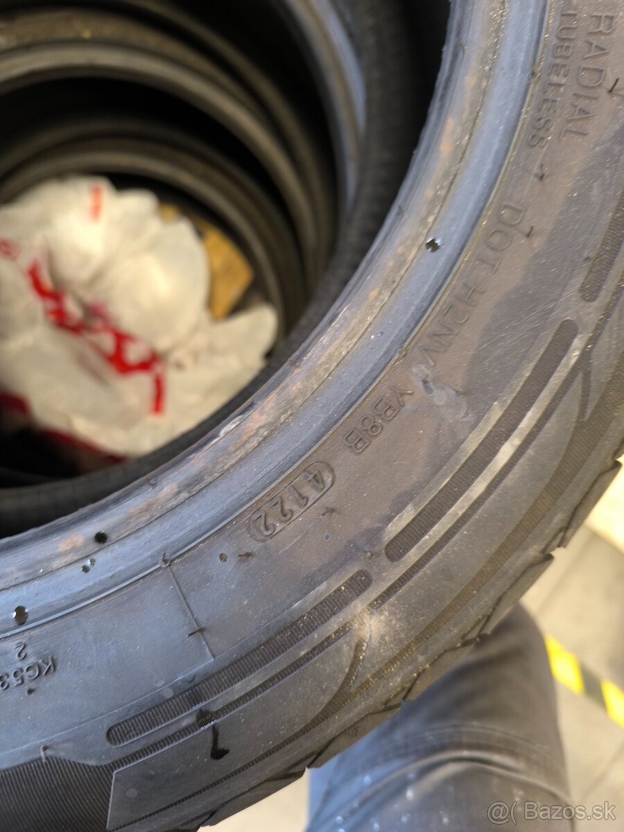 Predám letné pneu 195/60 R16 C - 2