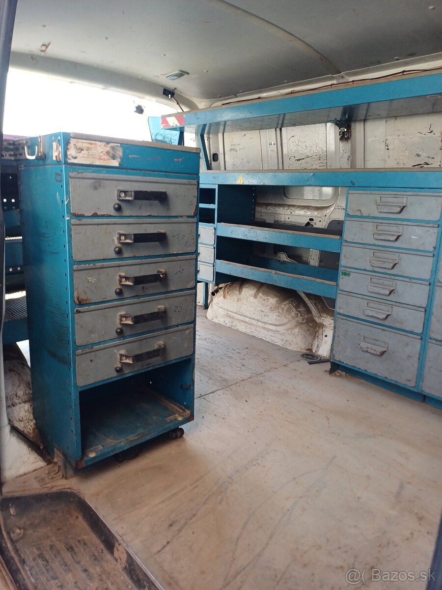 Regáll do dodávky - 2