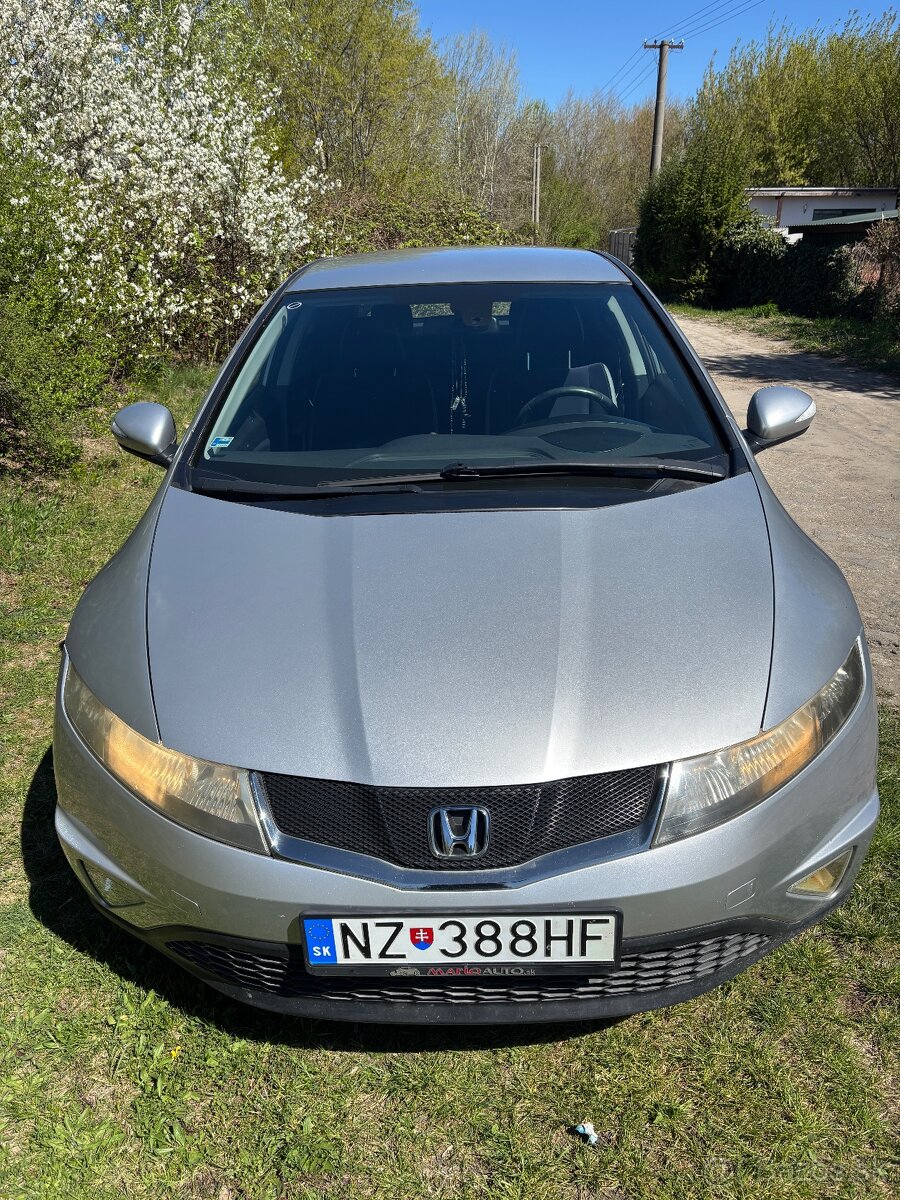 Honda civic 8g ufo - 2