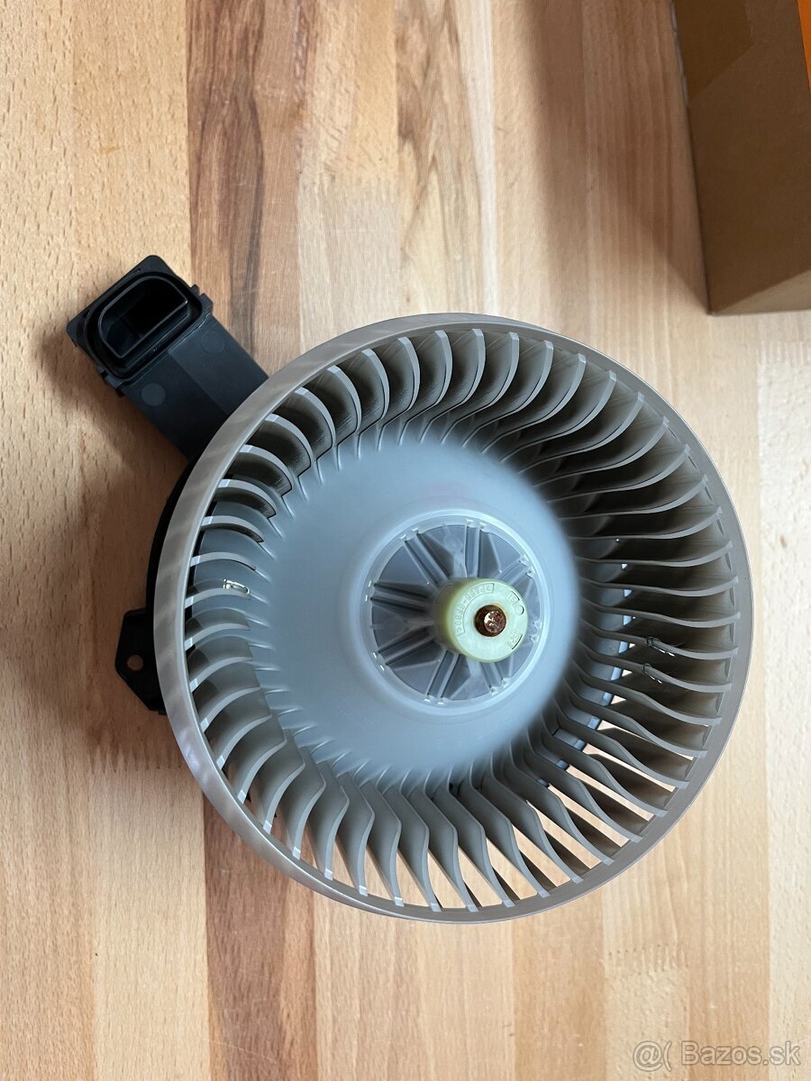 Vnútorný ventilátor pre HONDA CIVIC IX - 2
