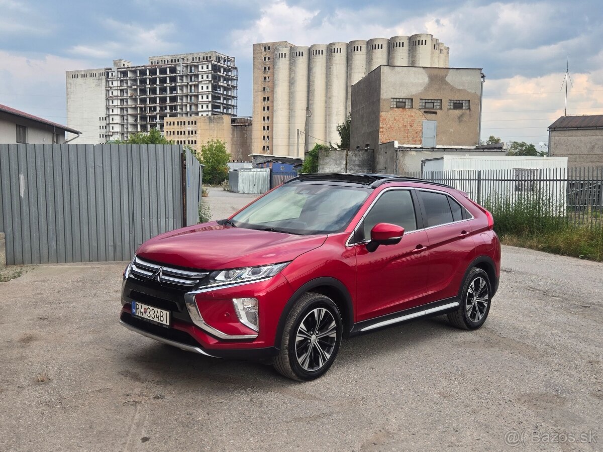 Eclipse Cross 4x4 AT Instyle+ SVK - 2