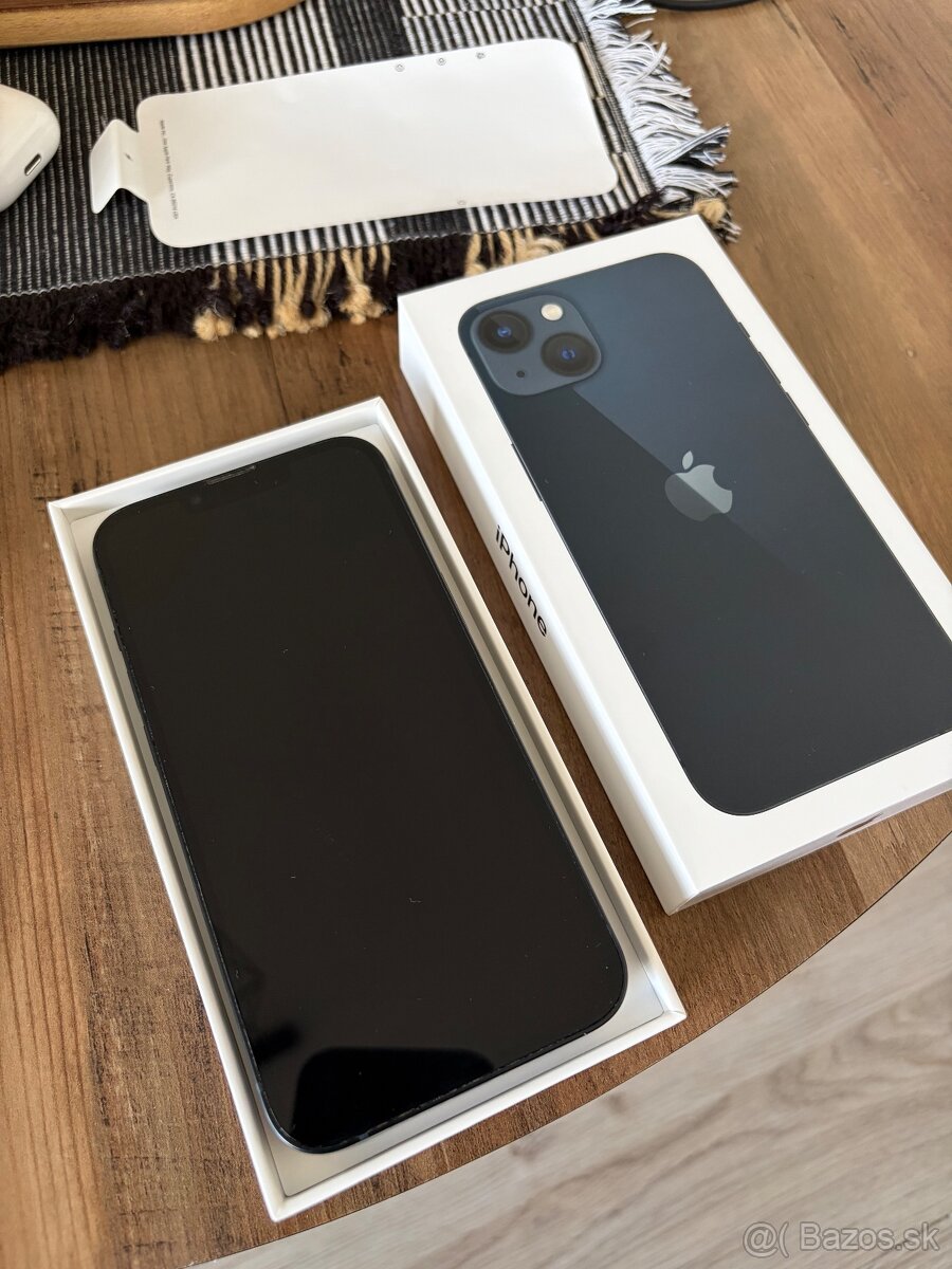 iPhone 13 128GB - 2