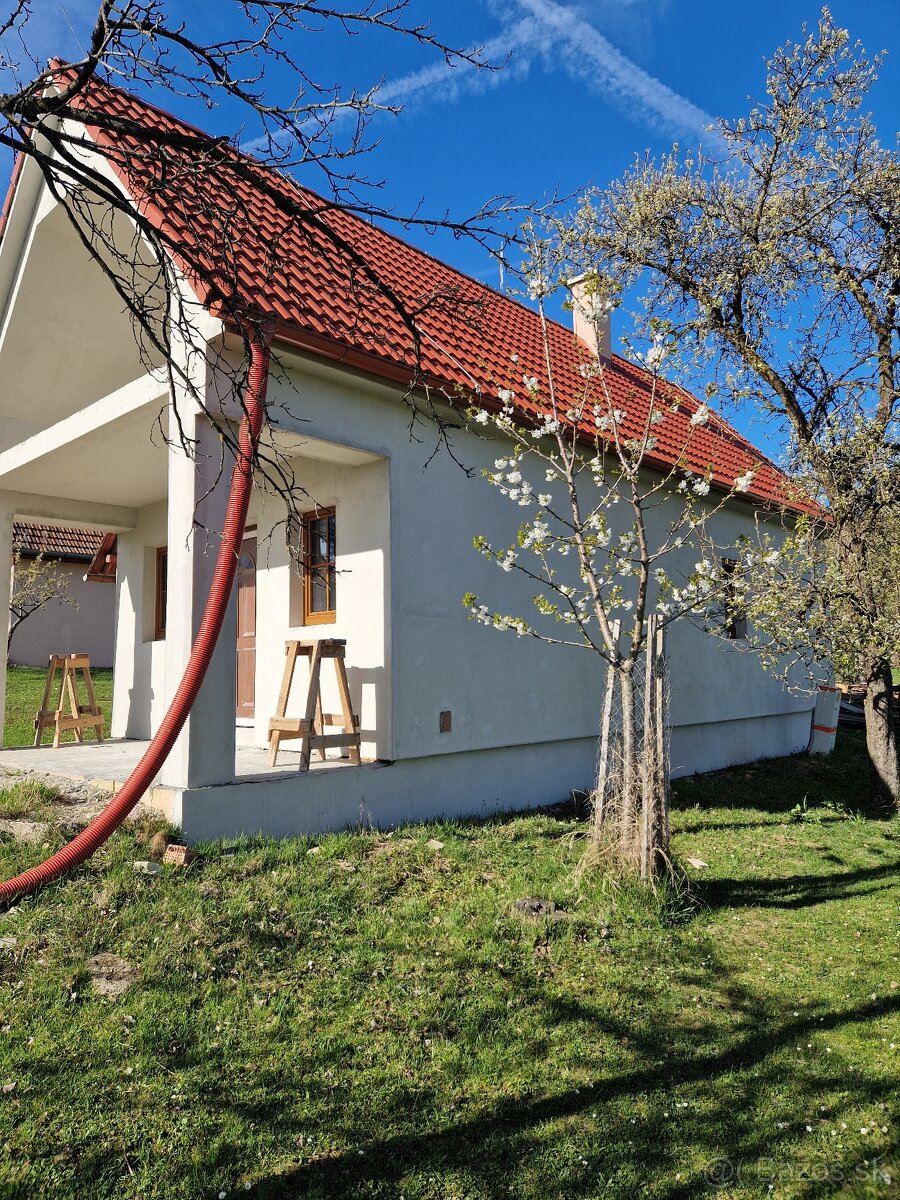 Predám rozostavanú vinohradníckú chalupu - 2