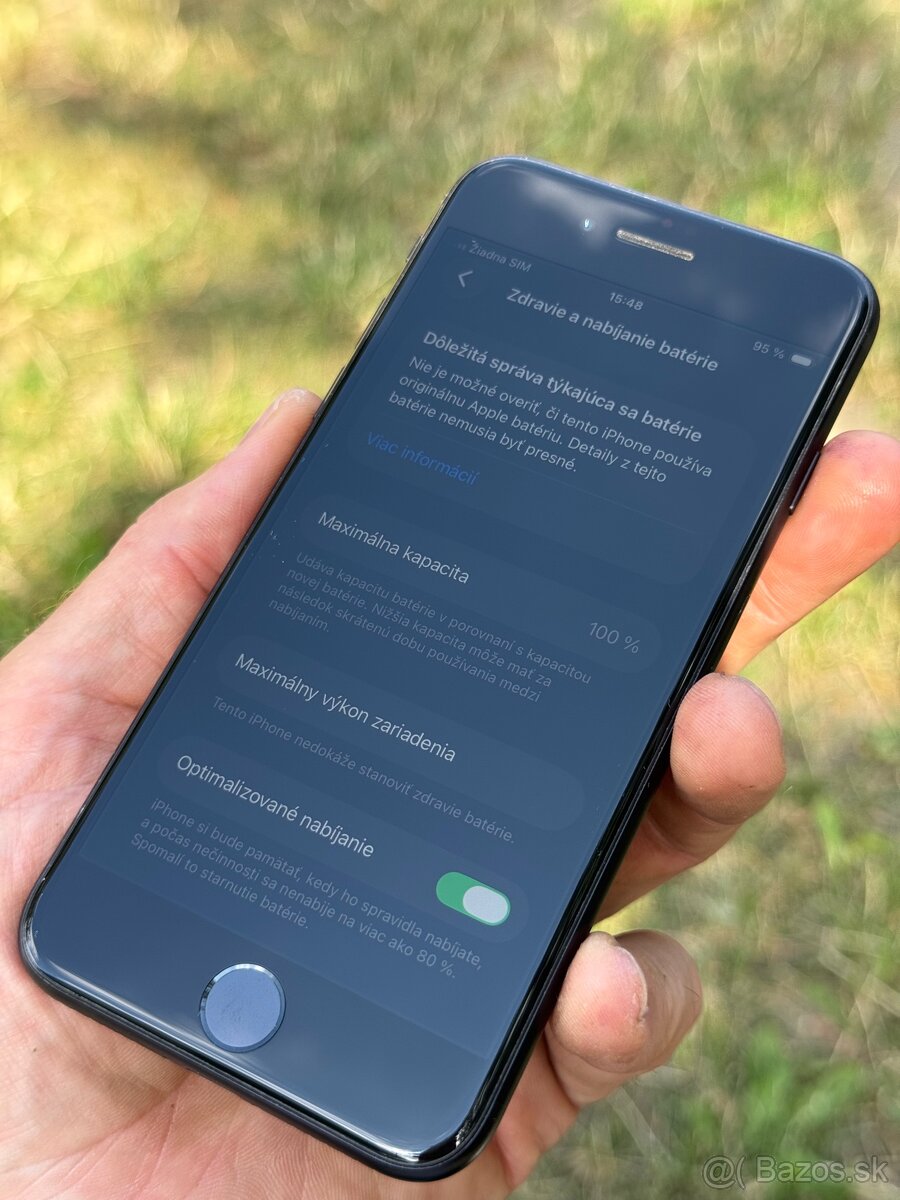iPhone SE 2020 128GB TOP STAV - 2