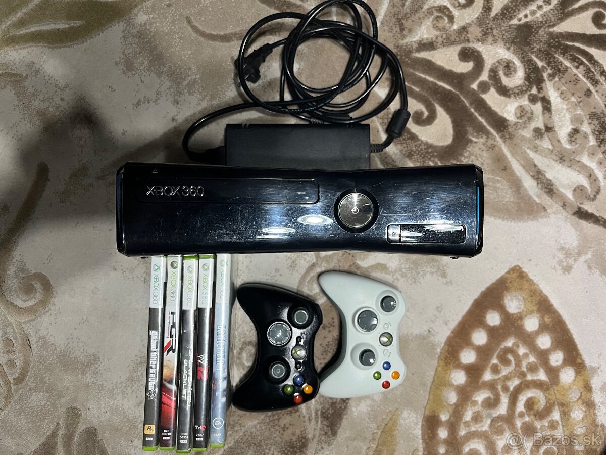 Predám XBox 360 - 2