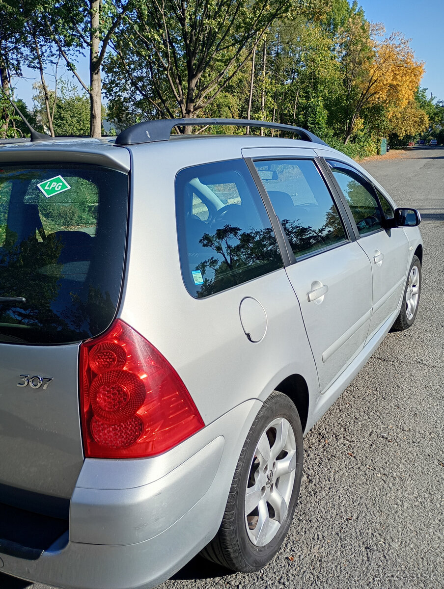 Peugeot 307 1,6 benzin + LPG - 2