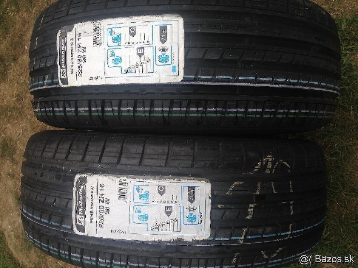 Predám zimné pneu 215/60r16 - 2