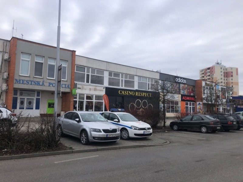 Prenájom kancelárie / obchodného priestoru COV Šaľa-Veča - 2