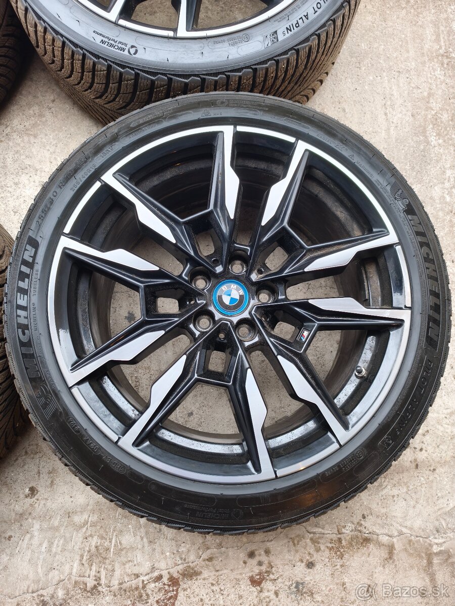 Zimné komplety BMW 4GC 255/40 R19 Michelin - 2