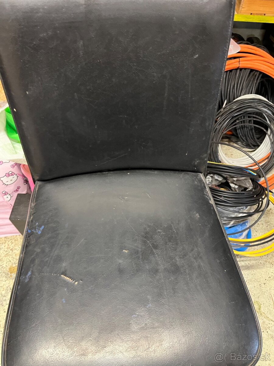 Stolička od hracieho automatu - 2