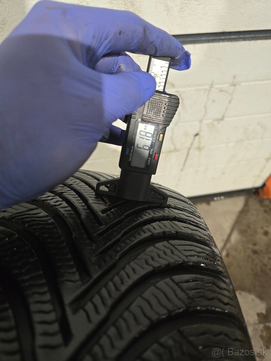 Zimné Pneu Michelin Alpin5 215/65 R17 2022 - 2