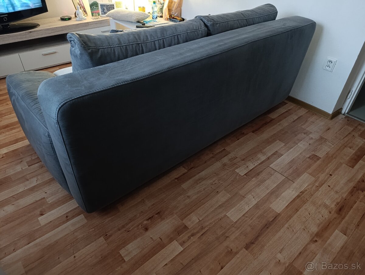 Rozťahovacia pohovka - rezervovaná - 2