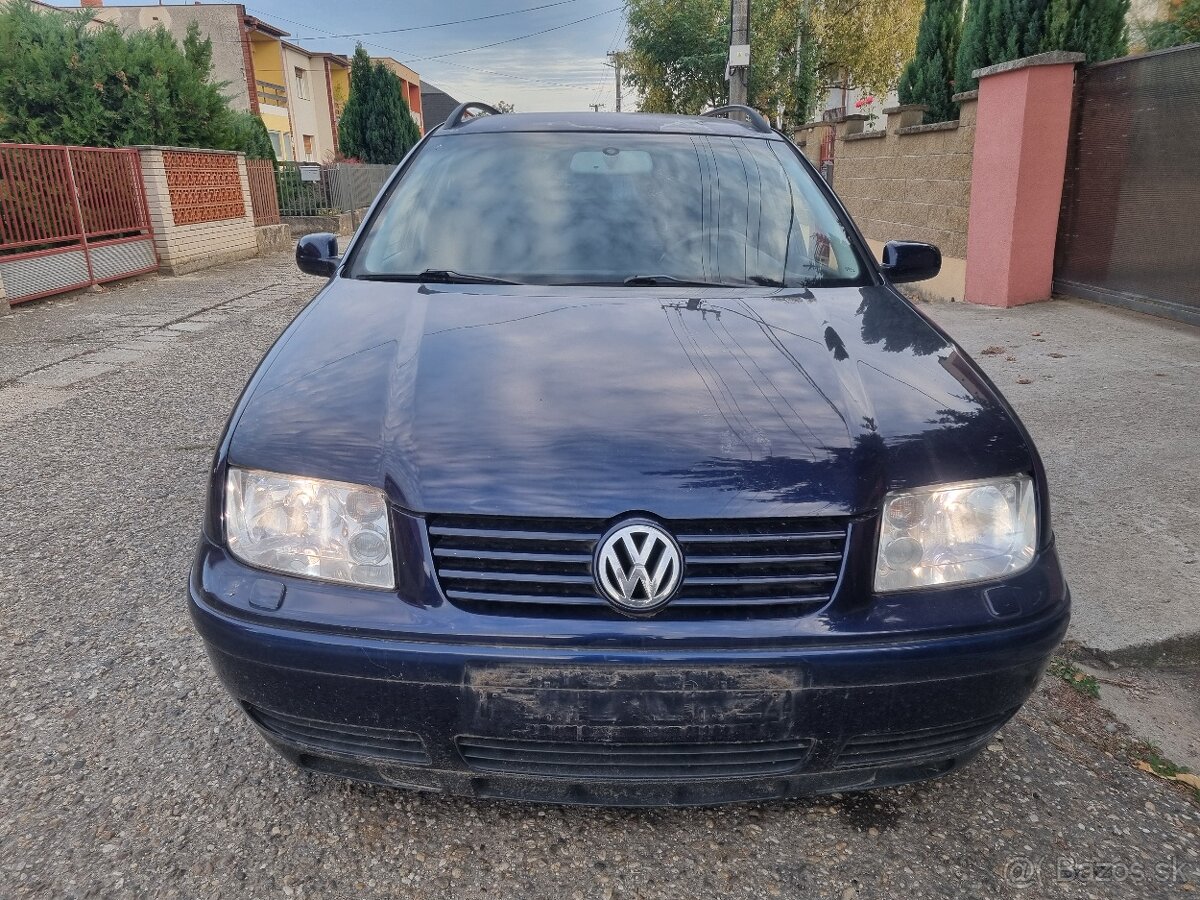 VW BORA COMBI 2.3i VR5 ROK-1999 - 2