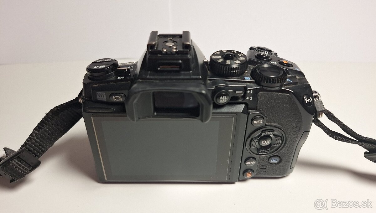 Olympus OM-D E-M1 - 2