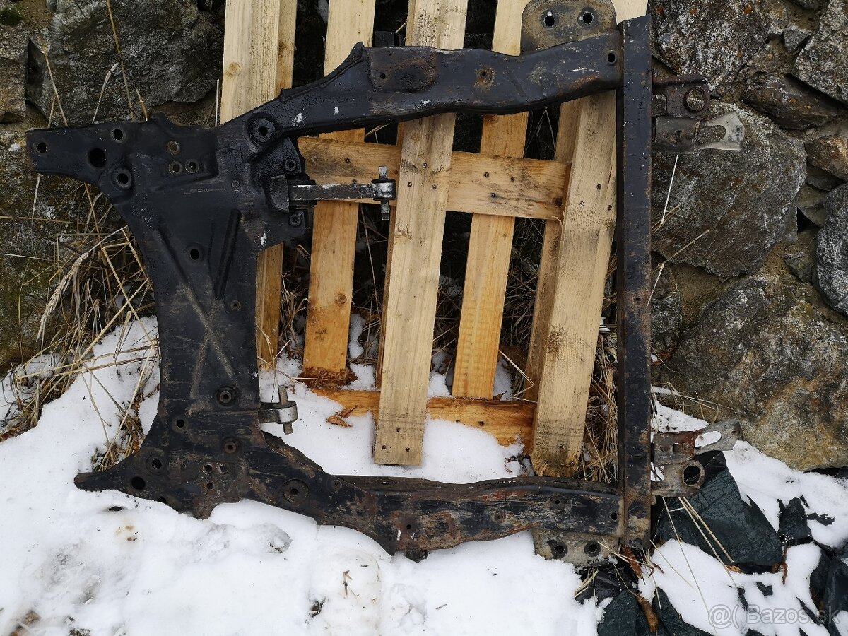 Nápravnica Alfa Romeo 159 - 2