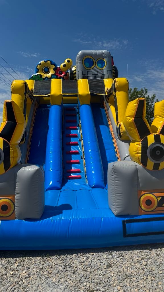 Skakaci hrad ROBOT - 2