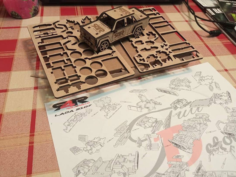 3D drevené puzzle autá - 2