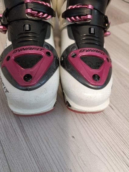 Dynafit tlt6 vel.24.5/38 - 2