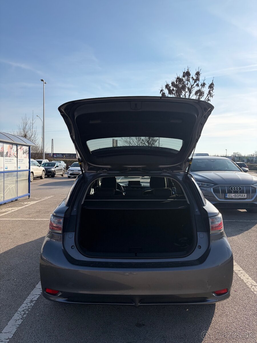 Lexus CT 2011 280tis km - 2