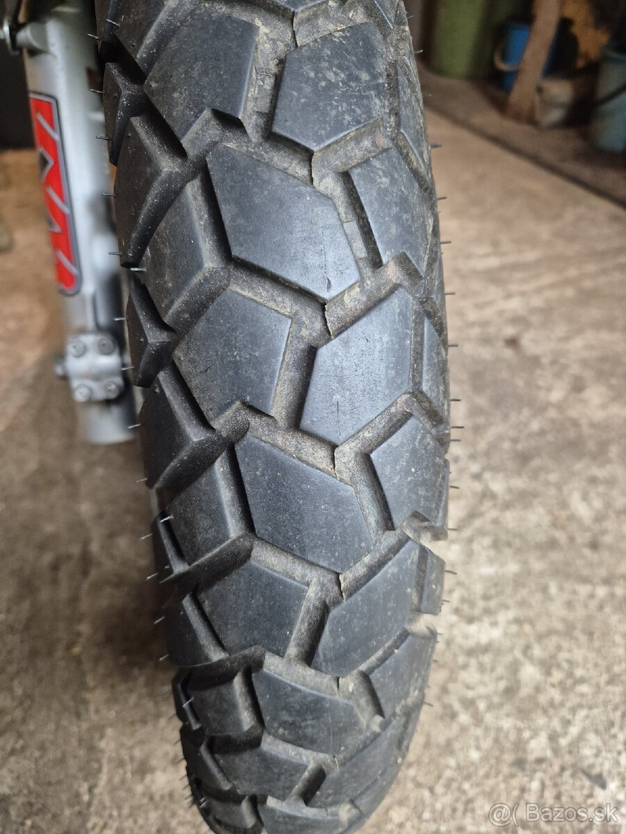 Moto pneu 100/90 r19 - 2