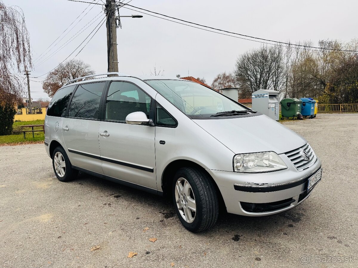Volkswagen Sharan 4motion 1.9tdi 7 miestny - 2