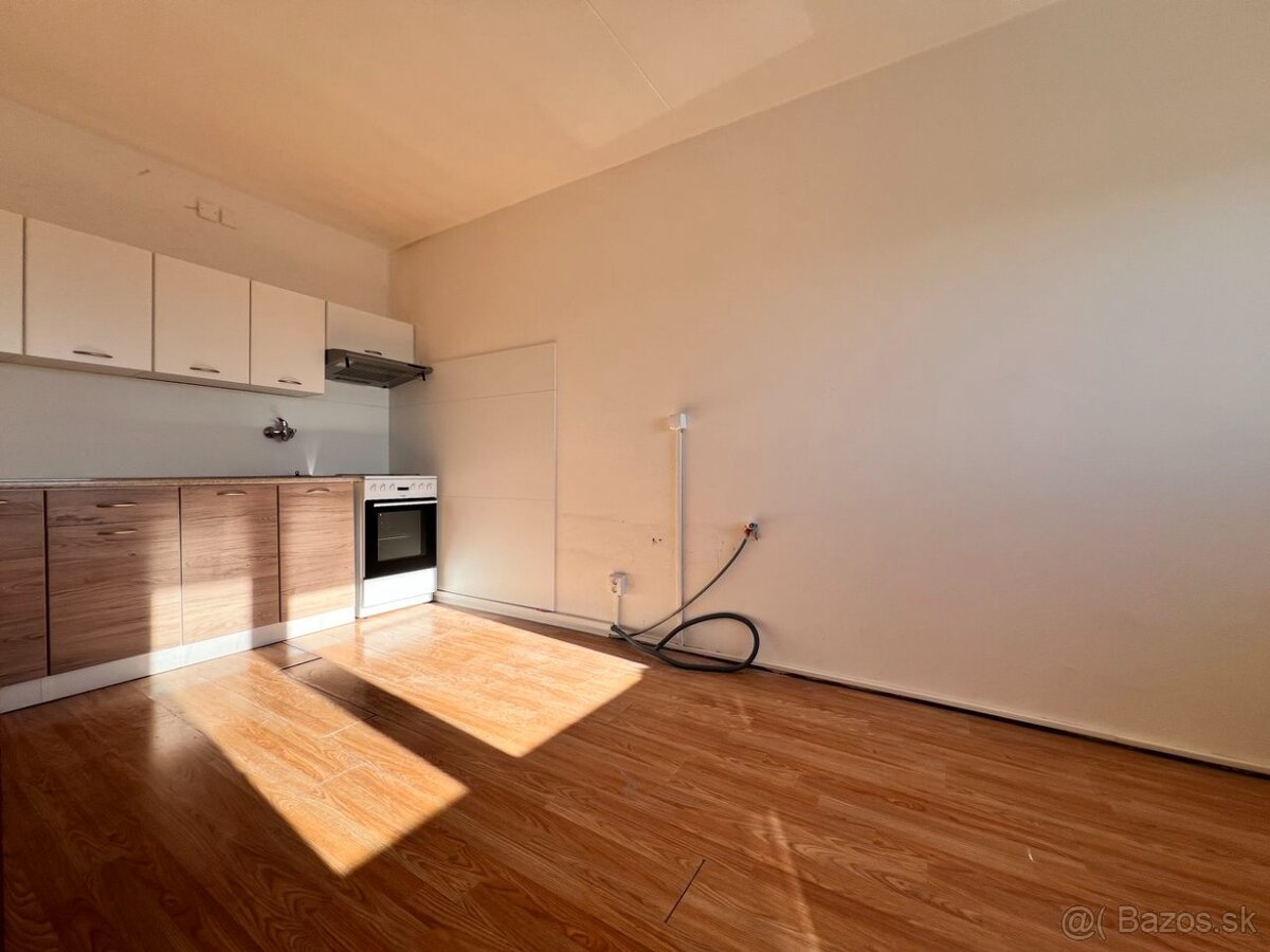 Prenájom 3-izbového nezariadeného bytu, Buzulucká – Košice - 2