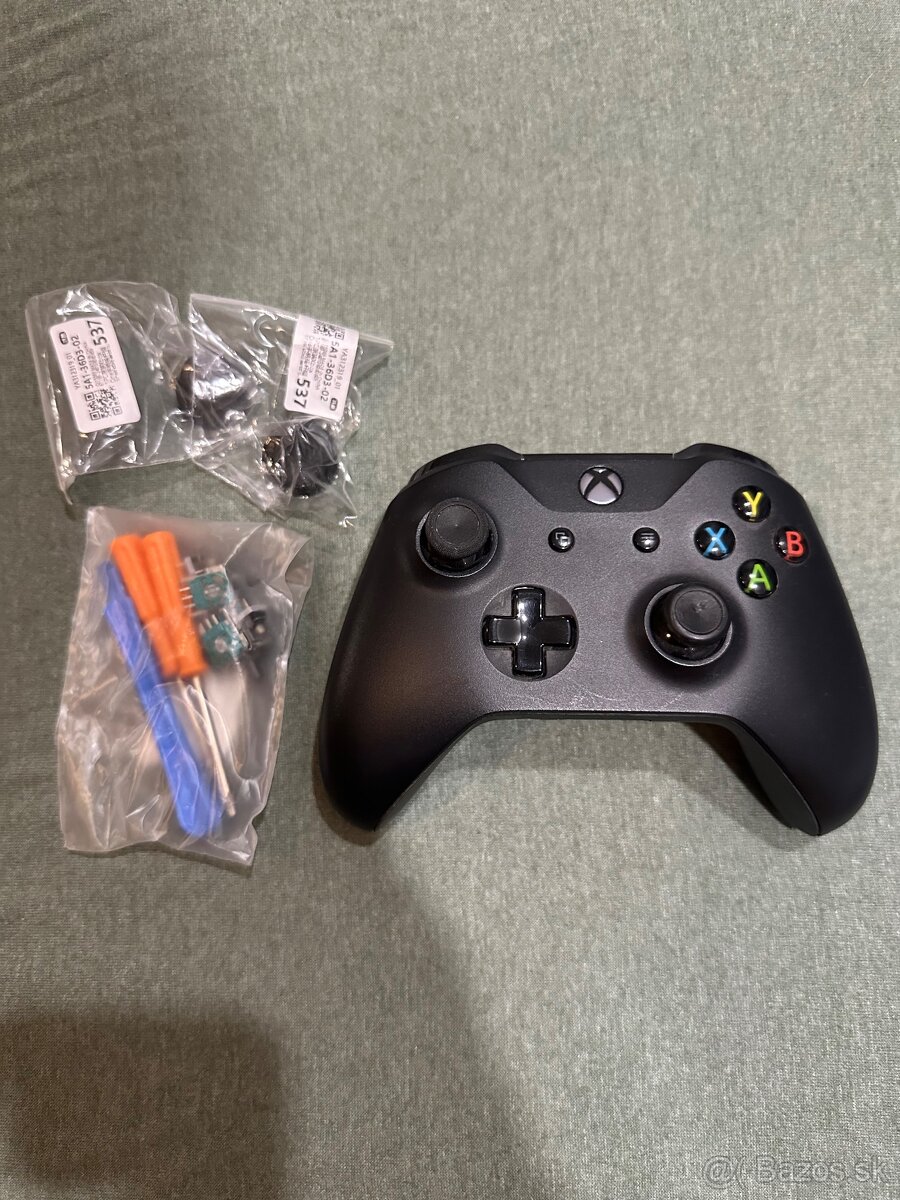 Xbox One S 500GB biely - 2