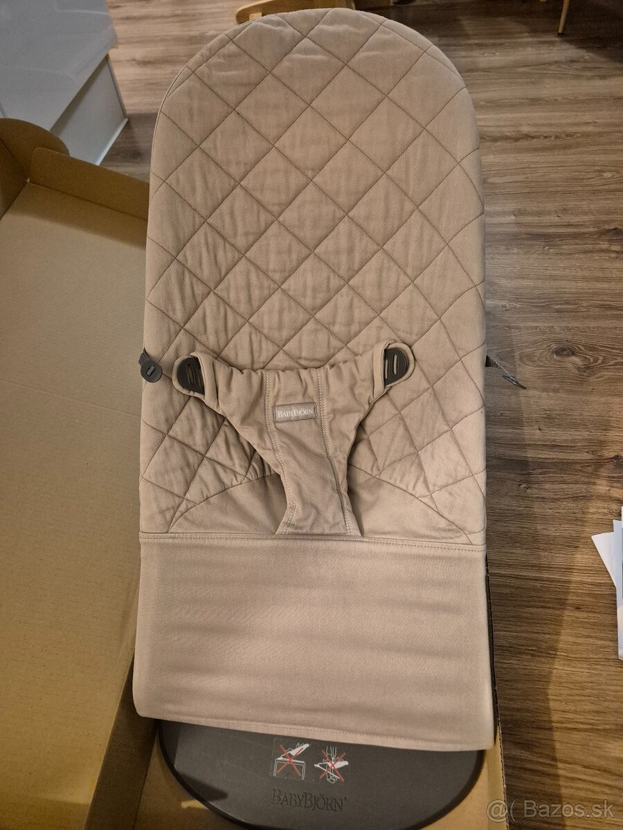 Babybjörn lehátko - 2