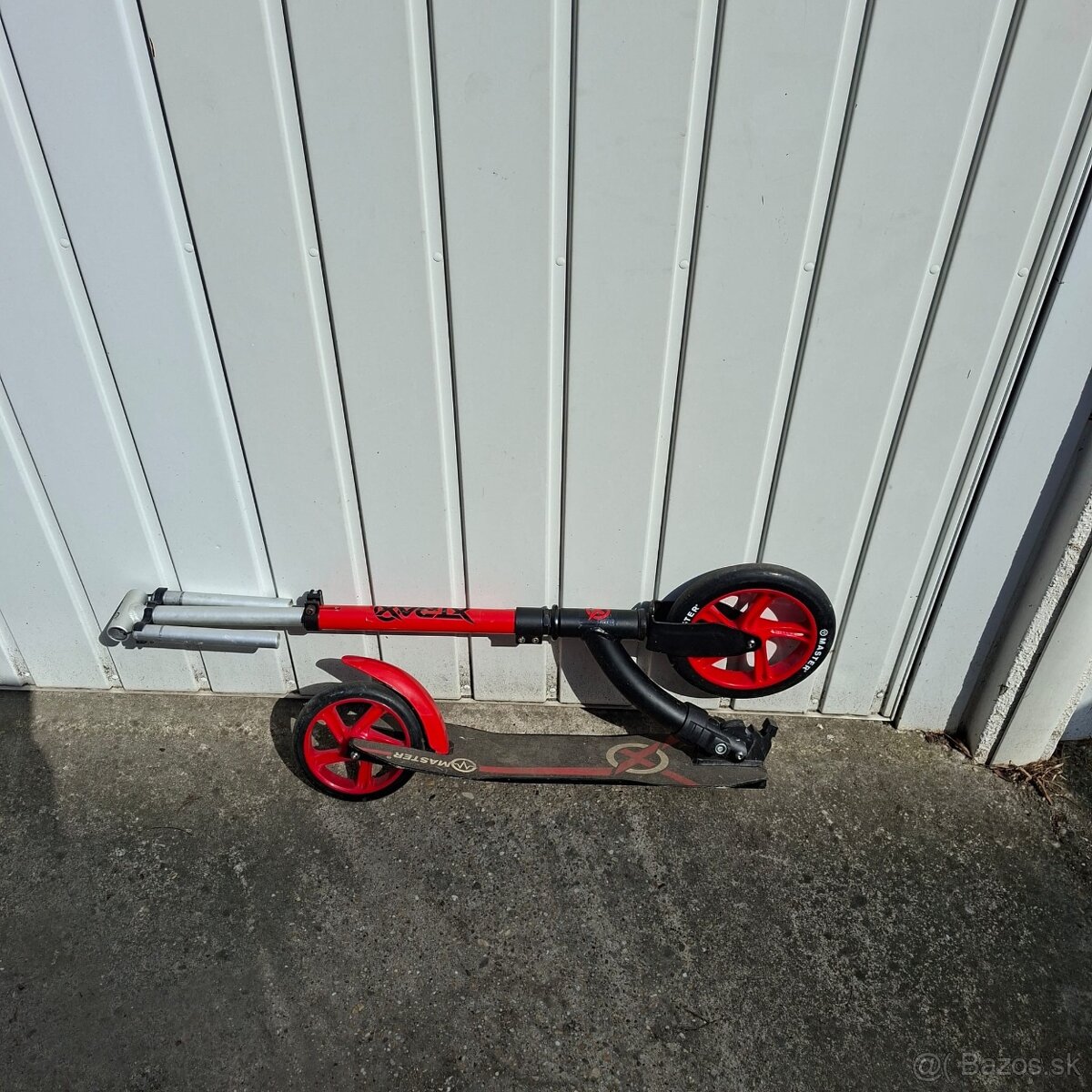 Kolobežka MASTER Xtrax - 230 mm - 2