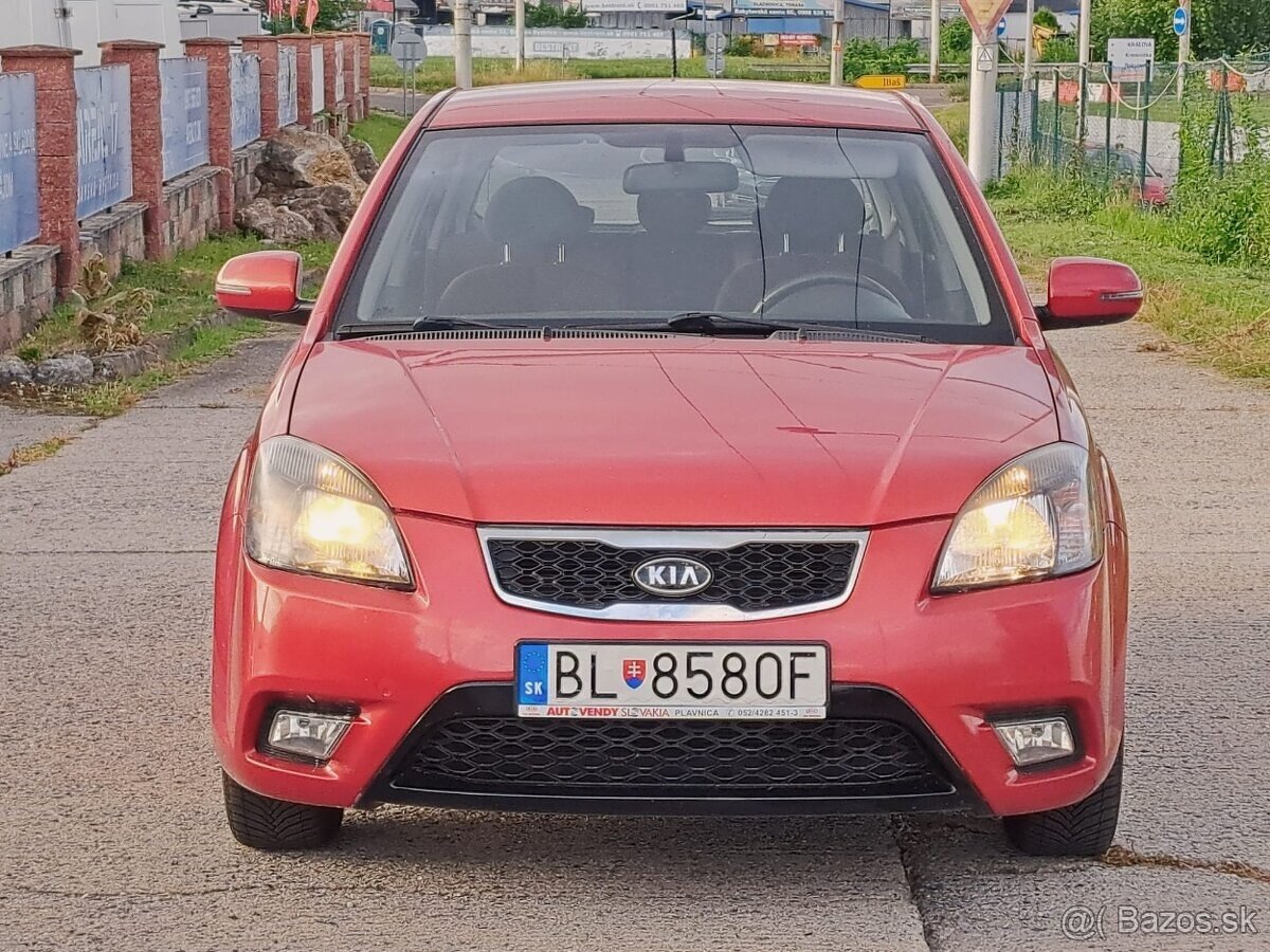 Kia Rio 1.4i Sporty - 2