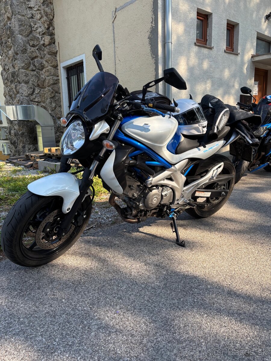 Suzuki Gladius 650 - 2