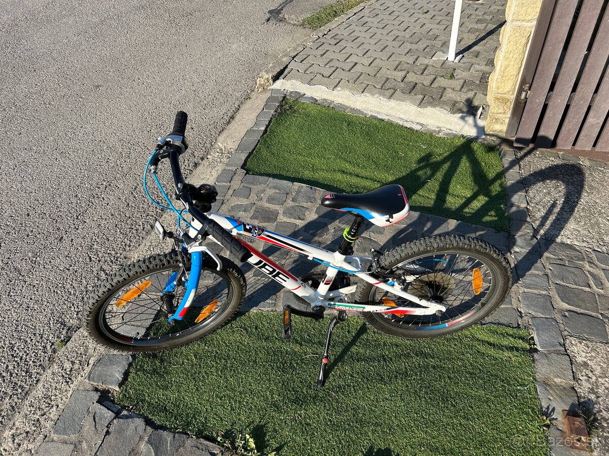 Predam bicykel cube - 2