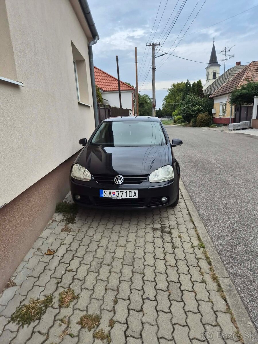 Volkswagen Golf 5 - 2