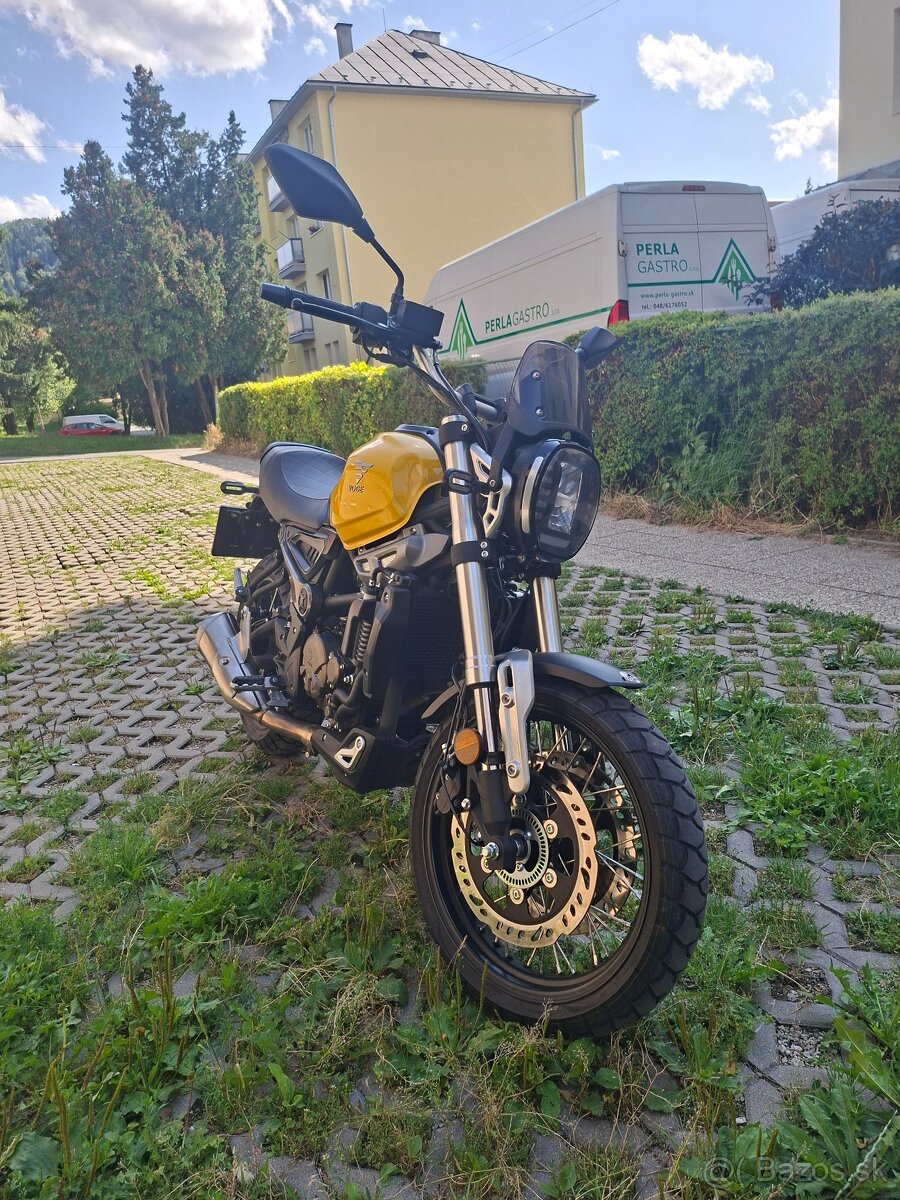 VOGE 300 - 2
