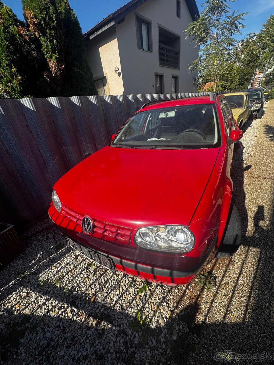 Volkswagen GOLF 4 - 2