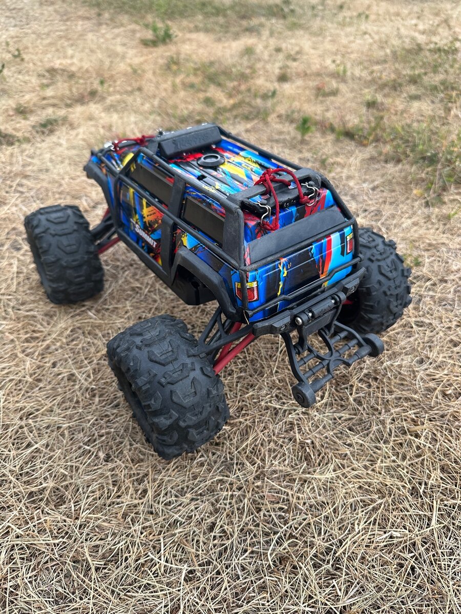 Traxxas summit 1:16 - 2