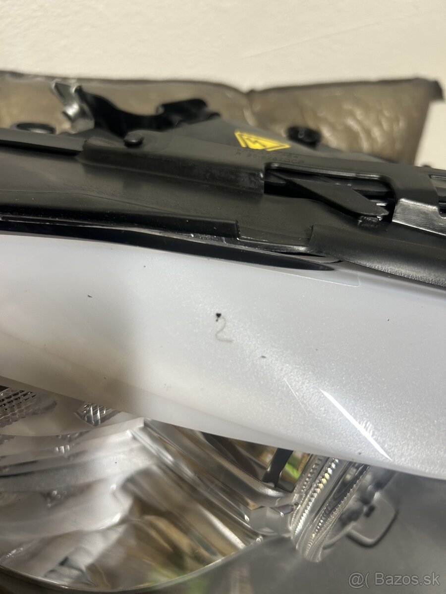 Pravý predný svetlomet BMW 5, F10/F11, 09-2017 - 2