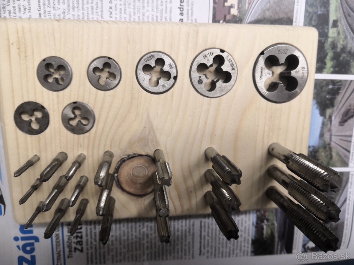 P:staré závitníky čssr sada M1 - 2