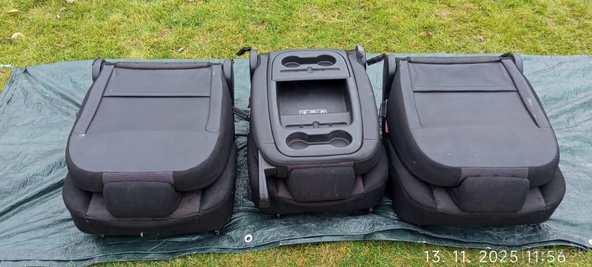 Peugeot 307sw,zadné sedadlá - 2