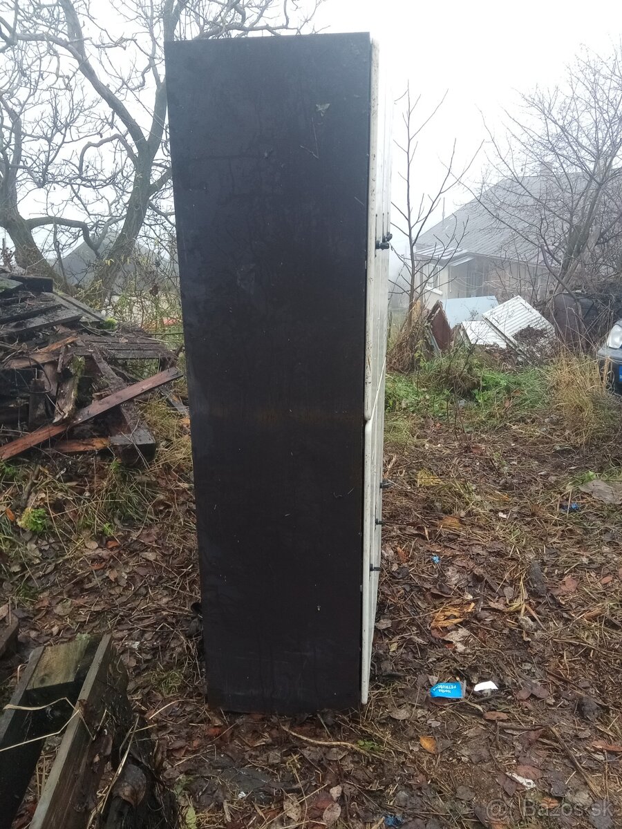 Plechová skriňa delená - 2