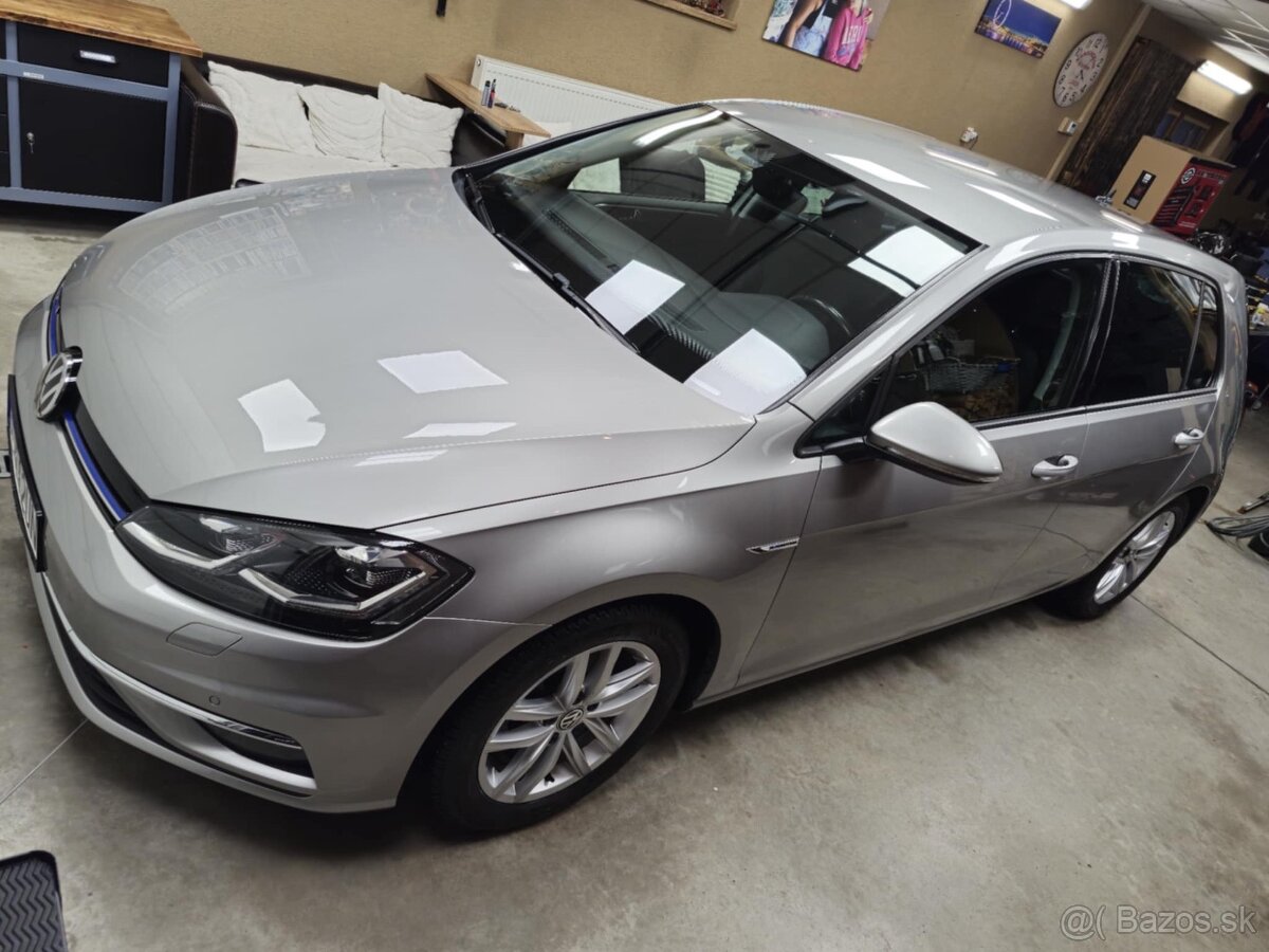 VW Golf 1.5 Tsi, Benzín - 2